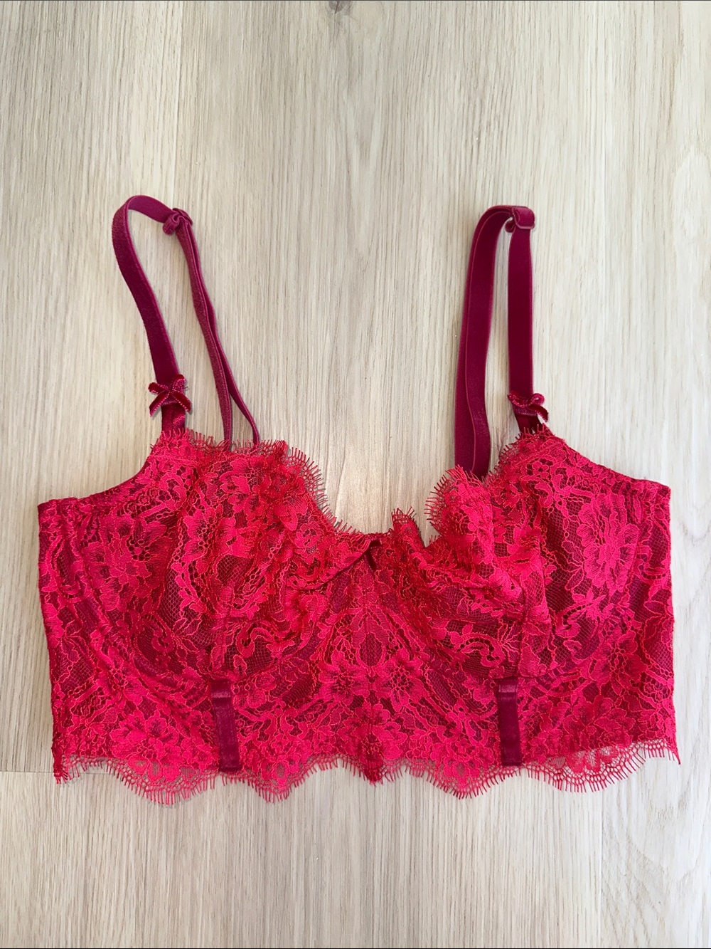 Victoria's Secret Dream Angels Wicked Red Unlined Lace Balconette Bra Size 34D